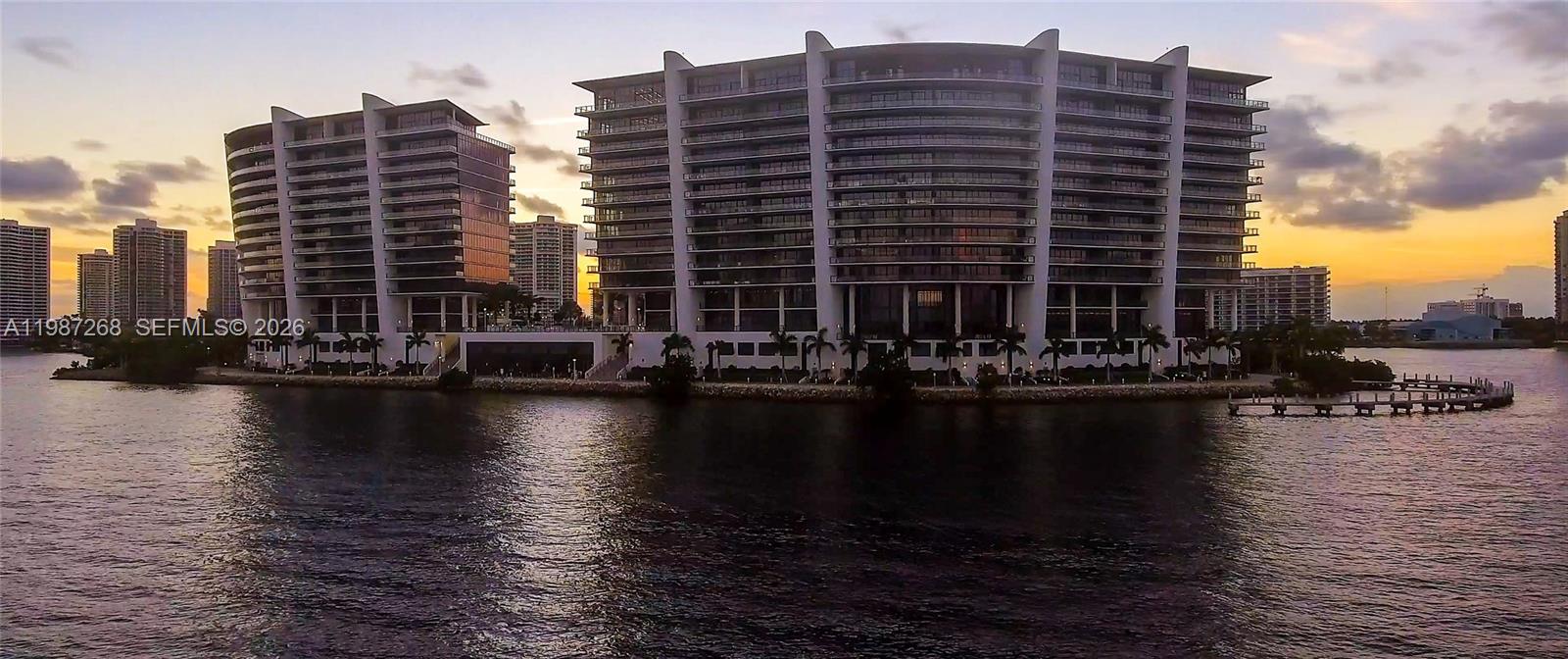 PRIVE CONDO - Residential