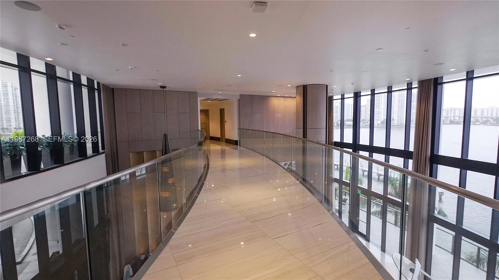 PRIVE CONDO - Residential