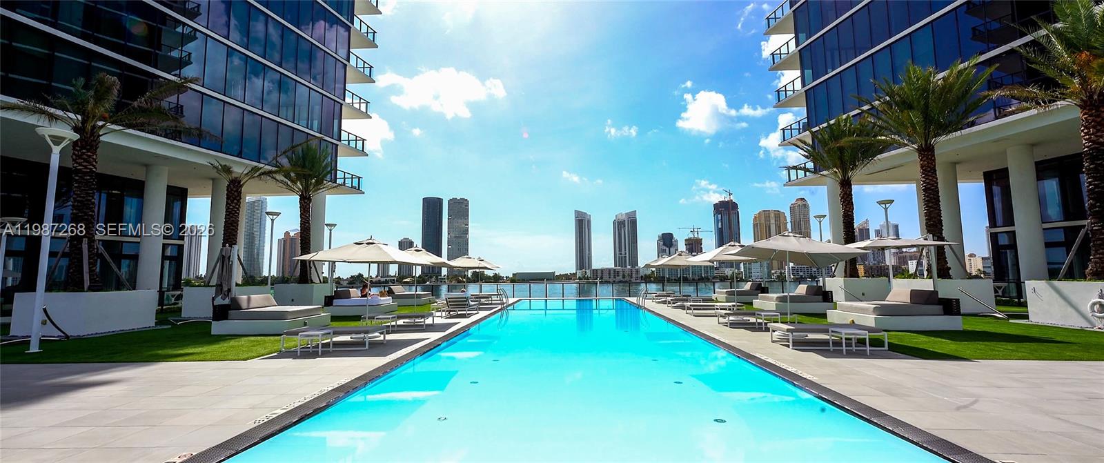 PRIVE CONDO - Residential