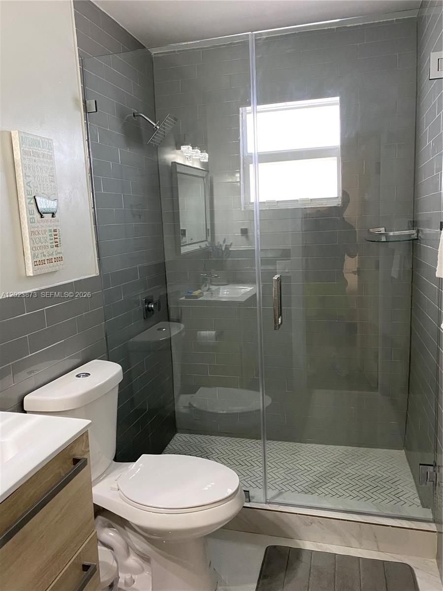 BUENA VISTA HEIGHTS EXTEN - Residential Lease