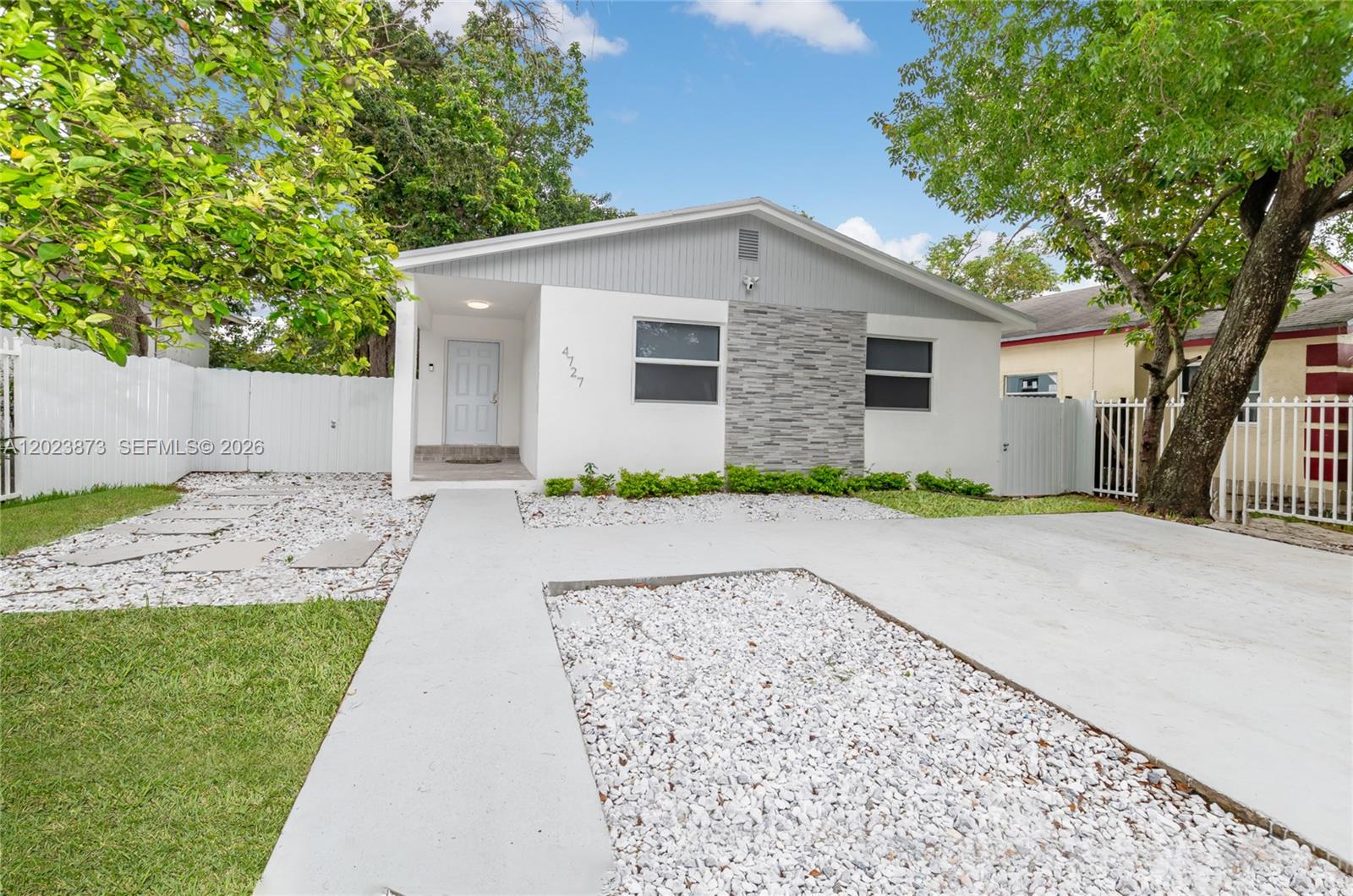 BUENA VISTA HEIGHTS EXTEN - Residential Lease