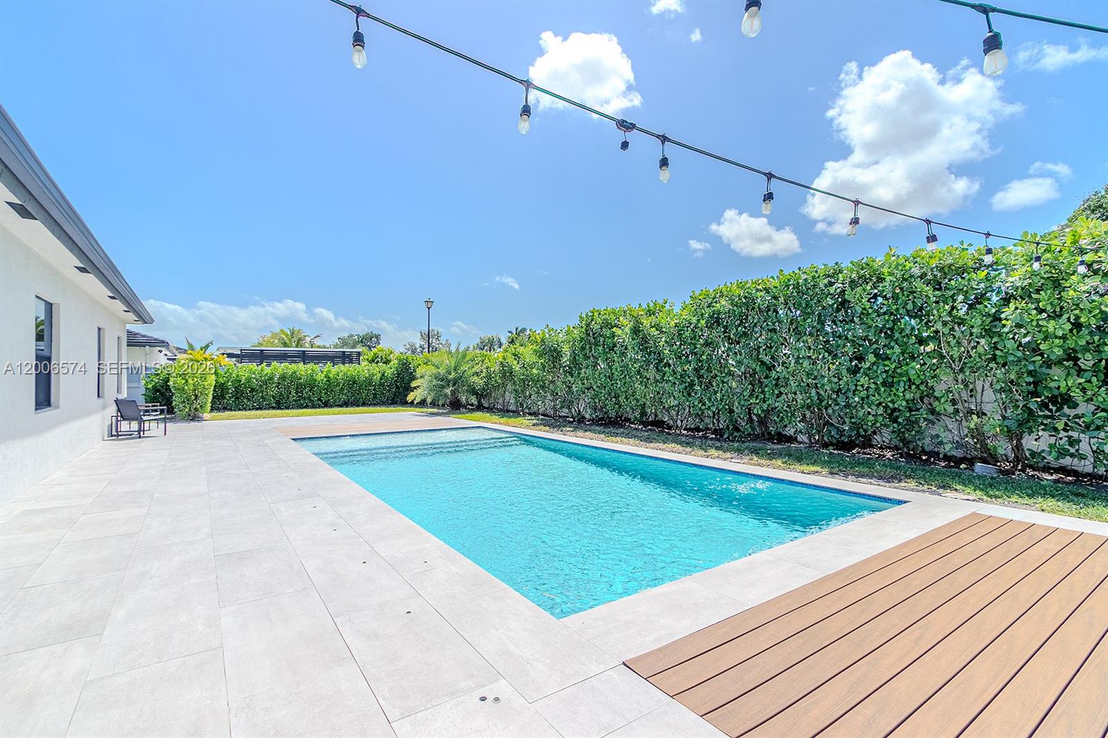 VILHEN DRIVE ESTATES - Residential