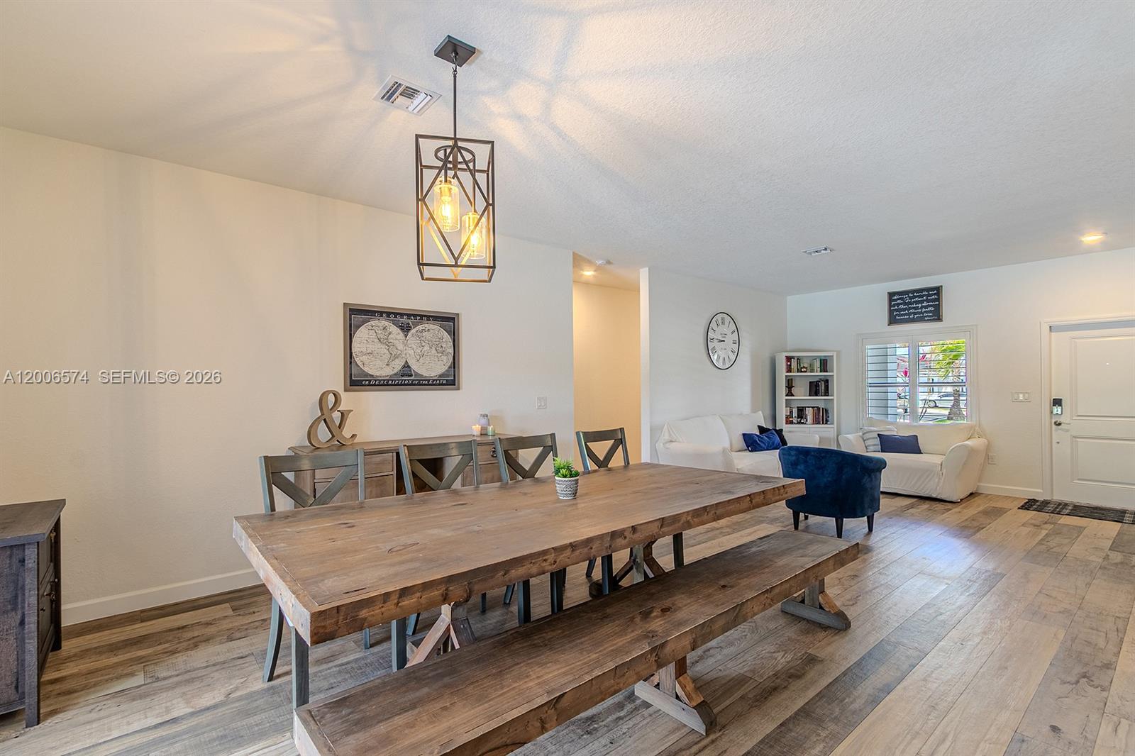 VILHEN DRIVE ESTATES - Residential