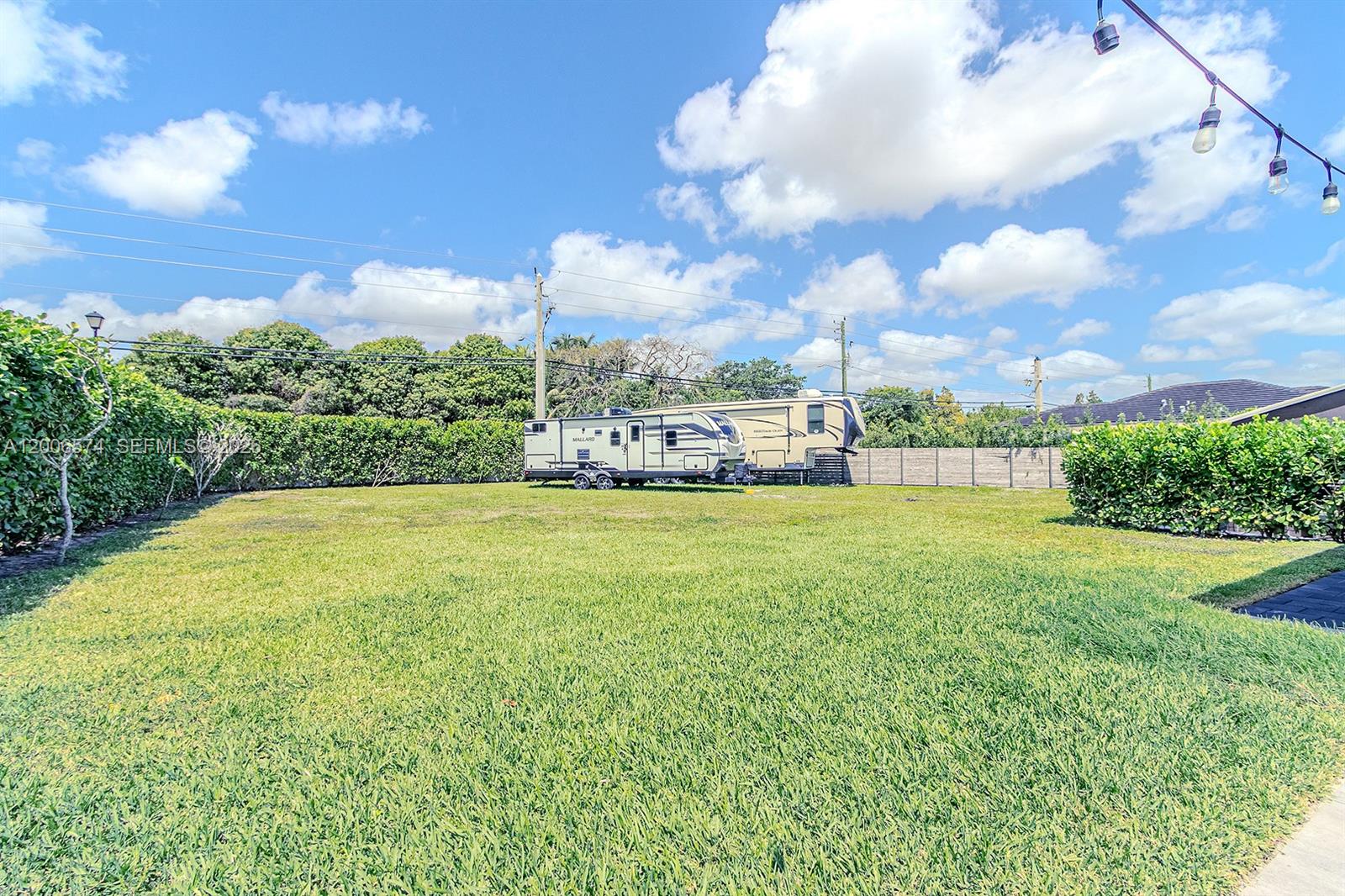 VILHEN DRIVE ESTATES - Residential