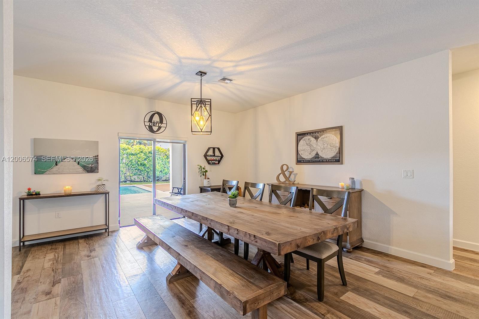 VILHEN DRIVE ESTATES - Residential