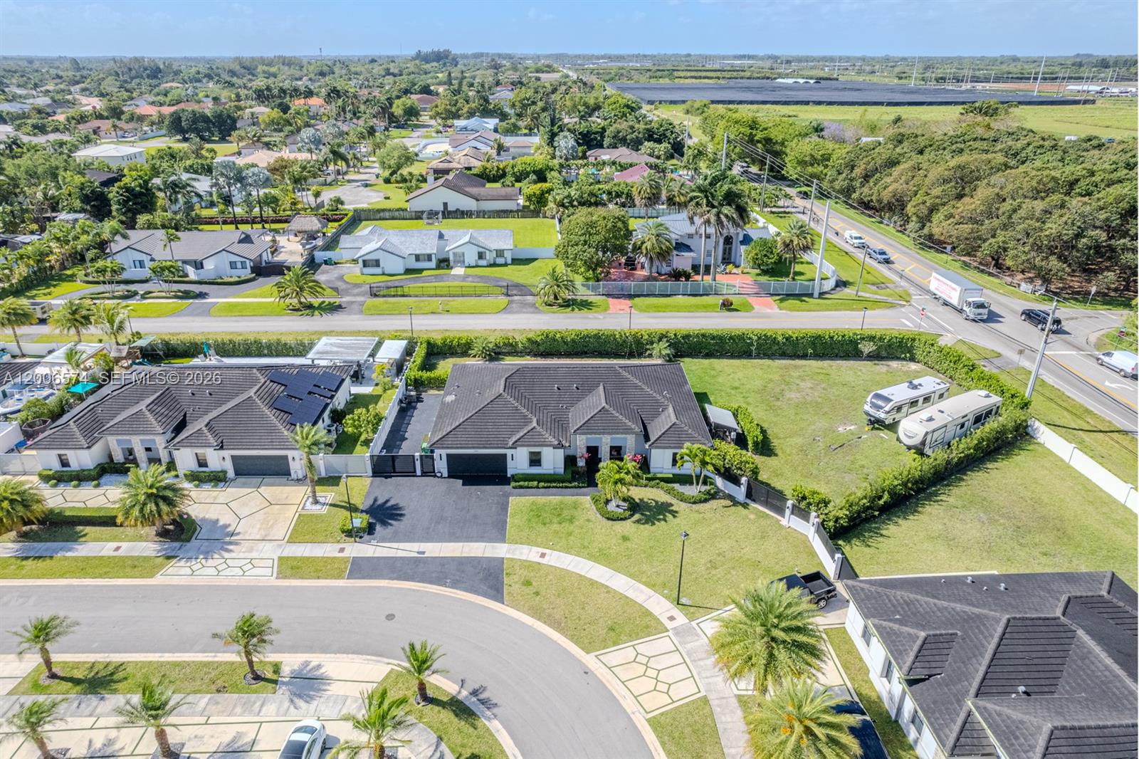 VILHEN DRIVE ESTATES - Residential