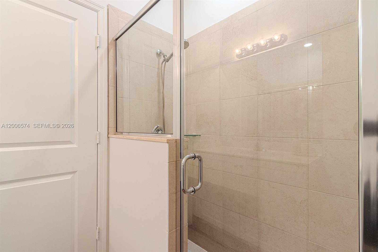 VILHEN DRIVE ESTATES - Residential