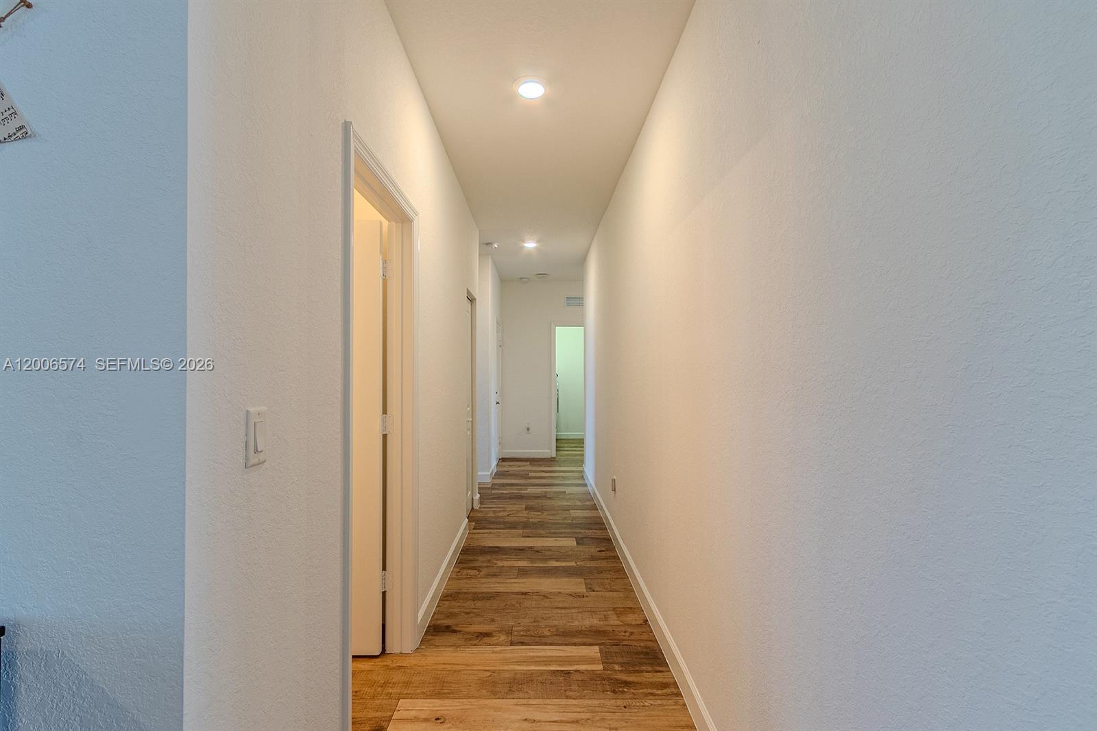 VILHEN DRIVE ESTATES - Residential