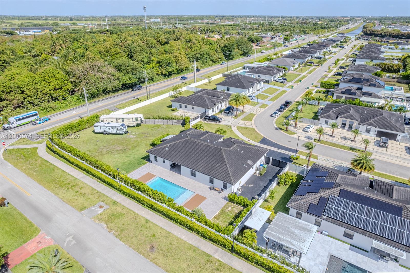 VILHEN DRIVE ESTATES - Residential