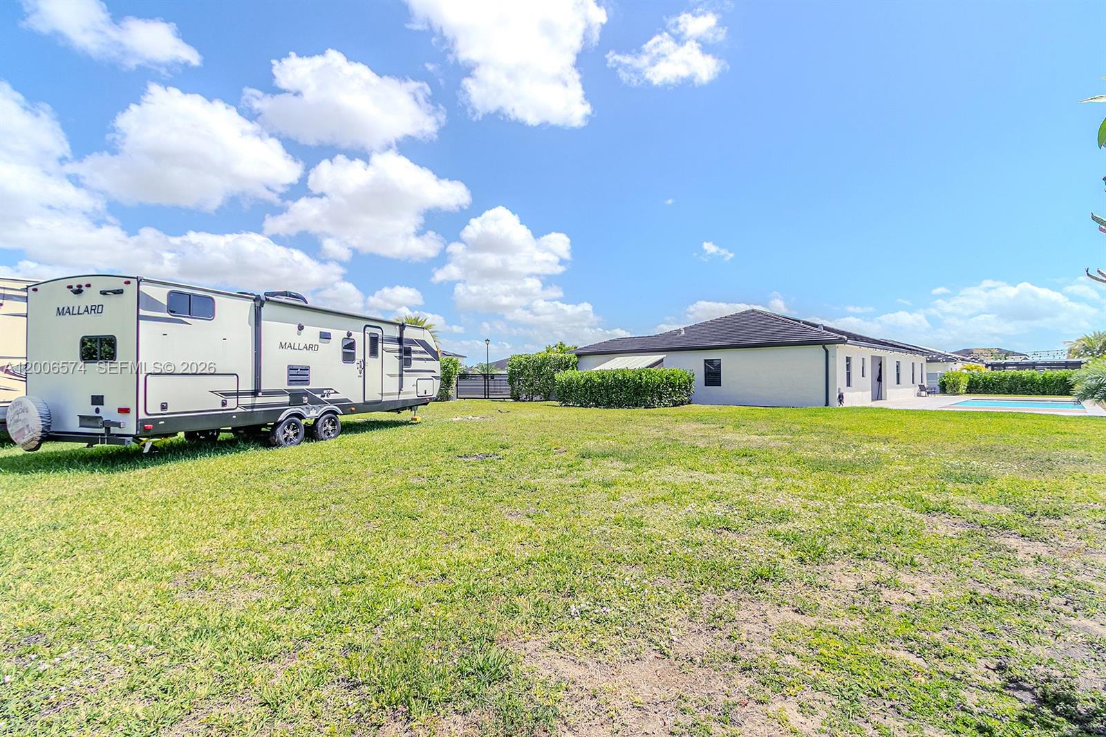 VILHEN DRIVE ESTATES - Residential