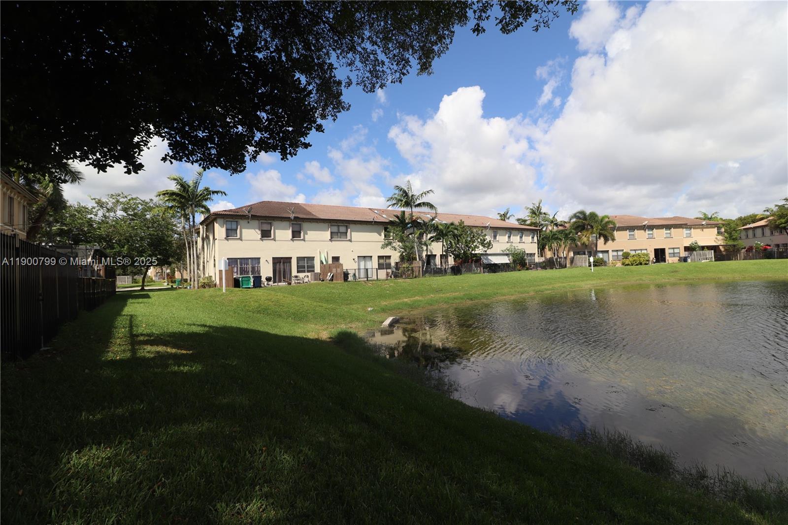 SILVER PALM EAST SEC TWO - Residential