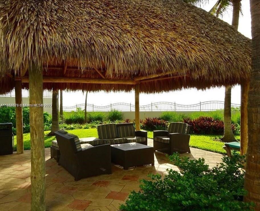 TIDES ON HOLLYWOOD BEACH - Residential Lease