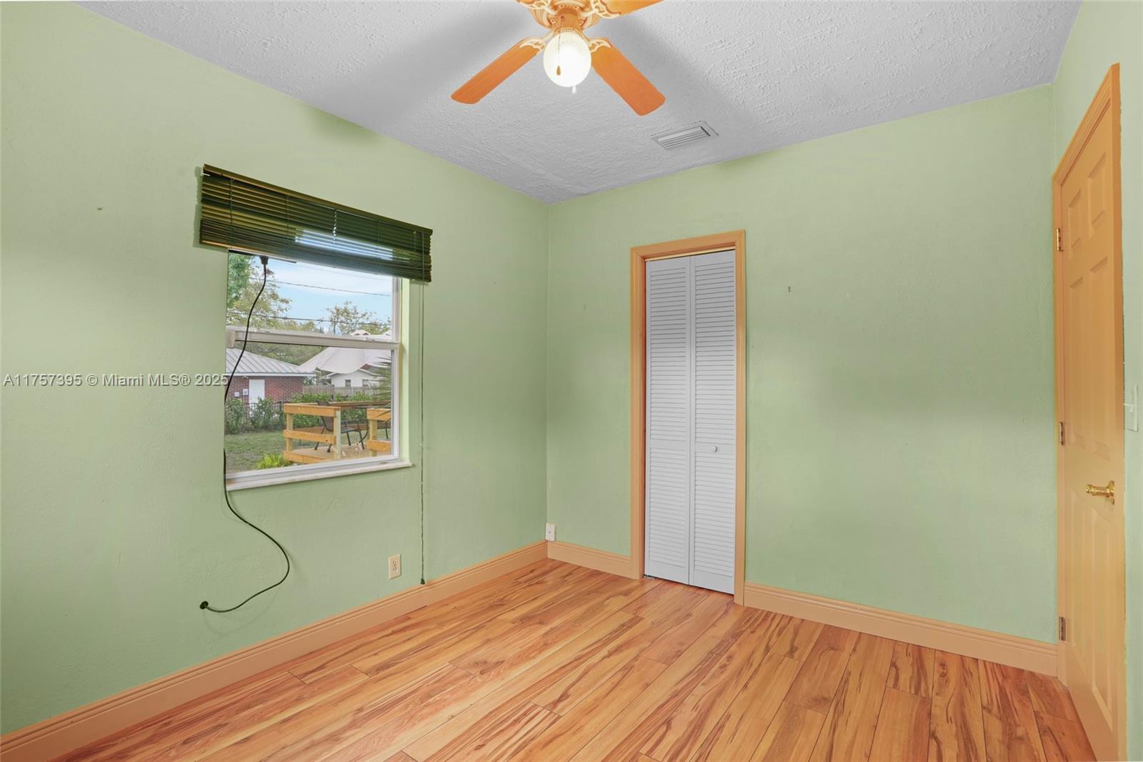 EDISON PARK - Residential