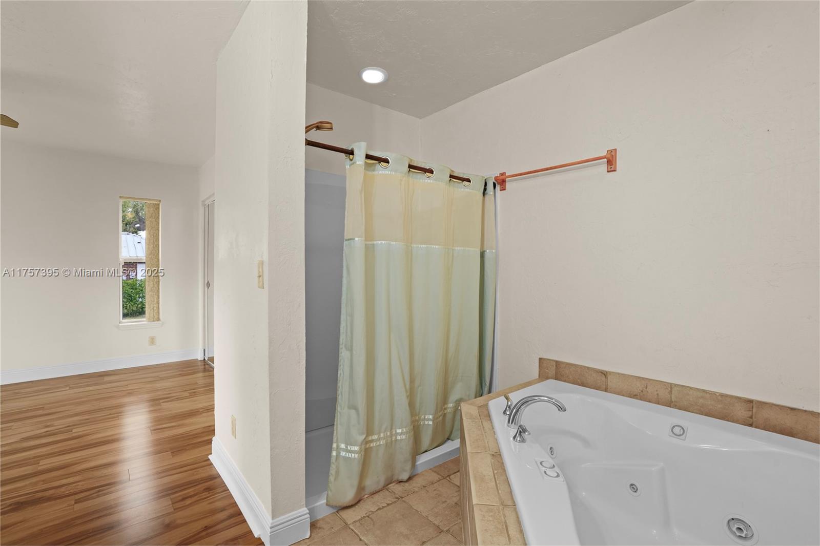 EDISON PARK - Residential
