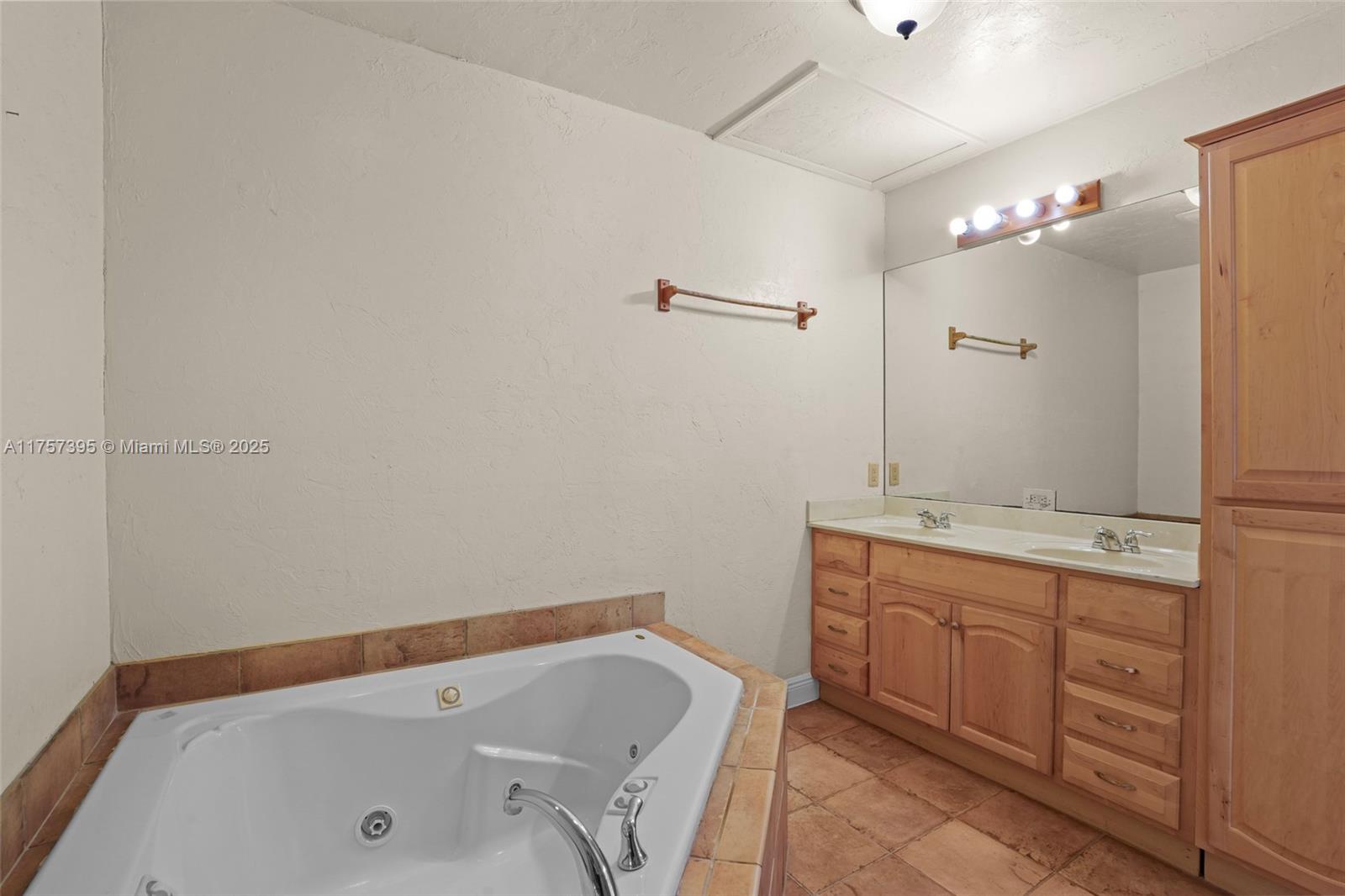 EDISON PARK - Residential