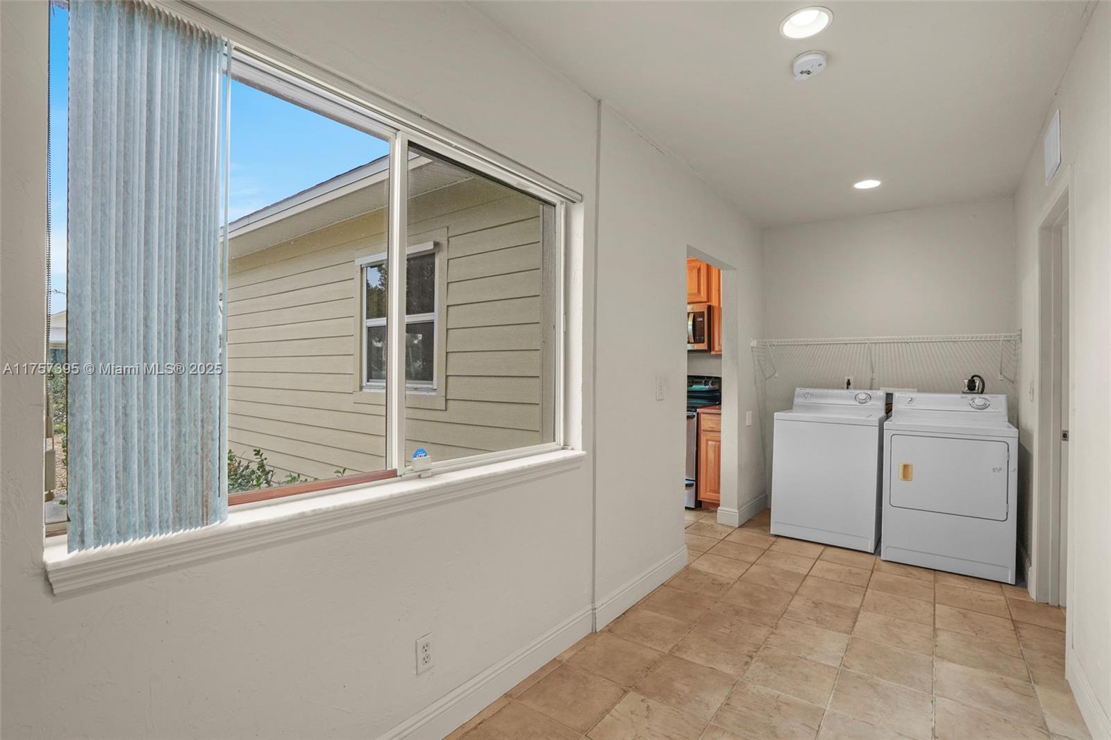 EDISON PARK - Residential