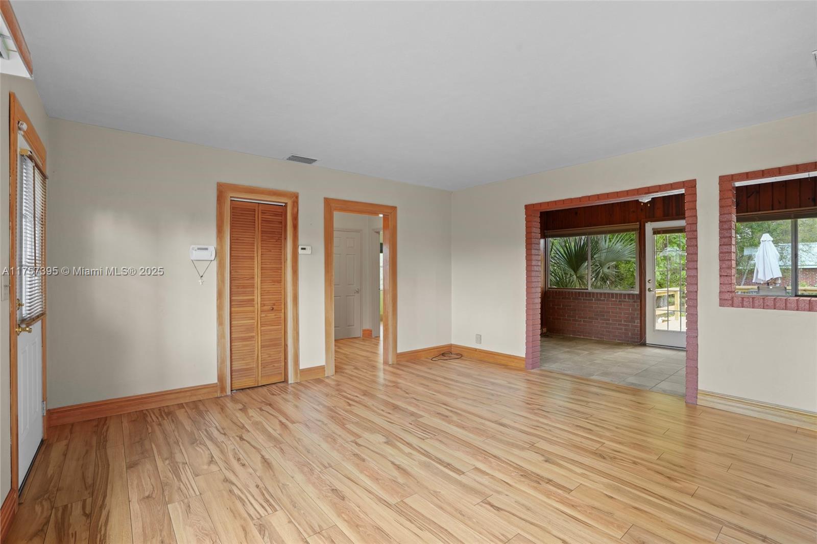 EDISON PARK - Residential