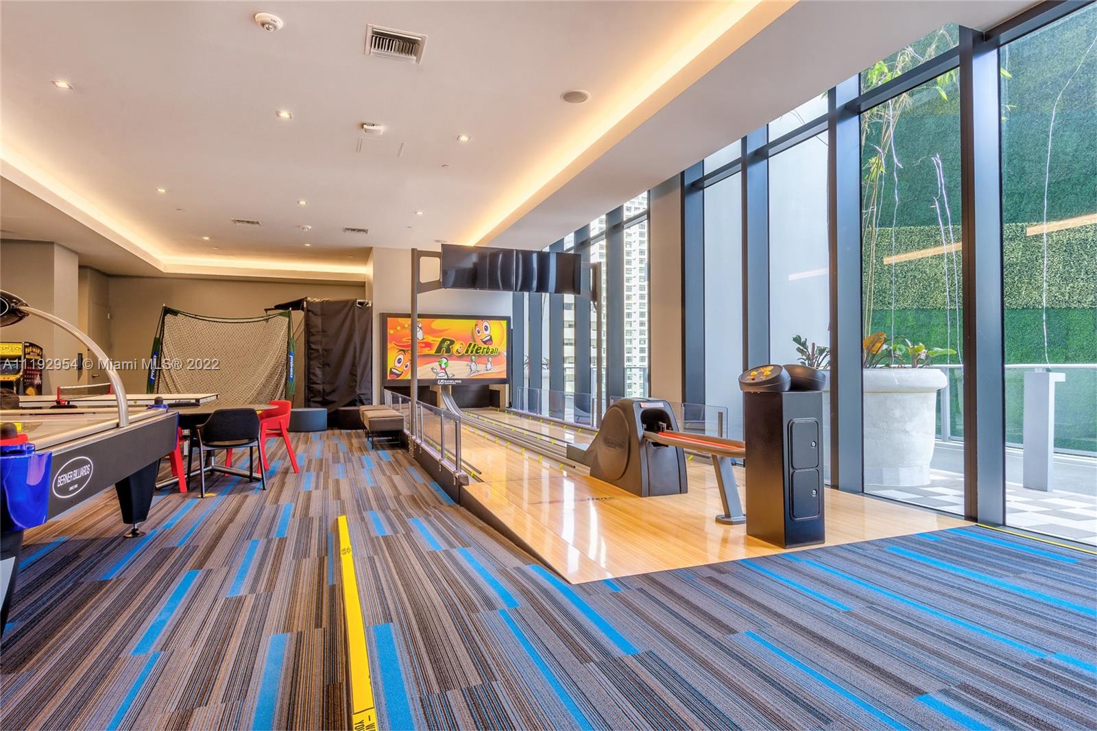 1010 BRICKELL CONDO - Residential Lease