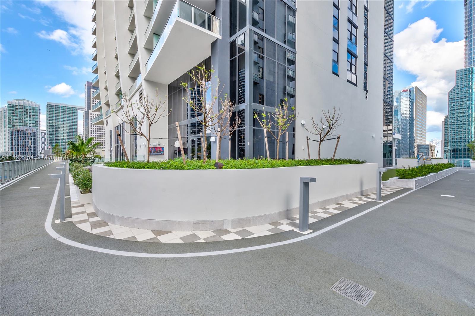 1010 BRICKELL CONDO - Residential Lease