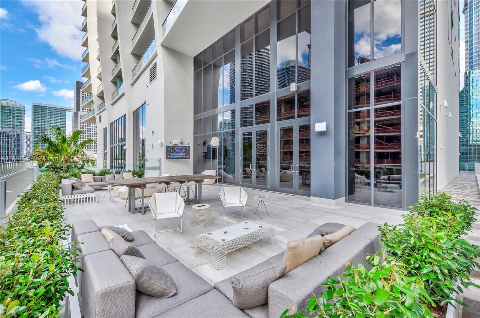 1010 BRICKELL CONDO - Residential Lease