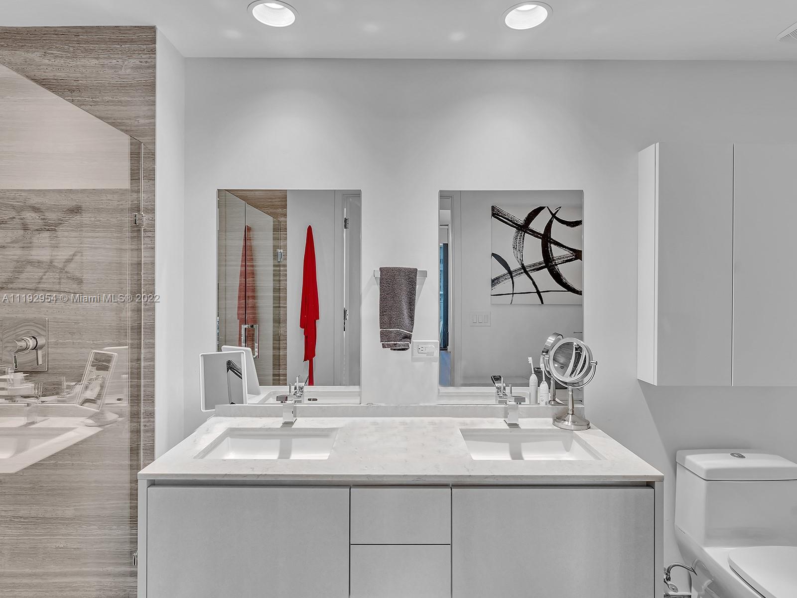 1010 BRICKELL CONDO - Residential Lease