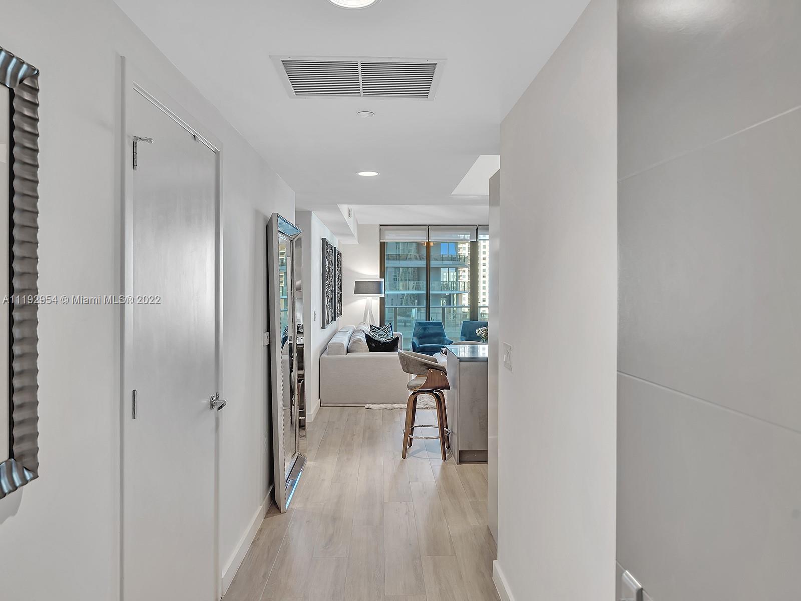 1010 BRICKELL CONDO - Residential Lease
