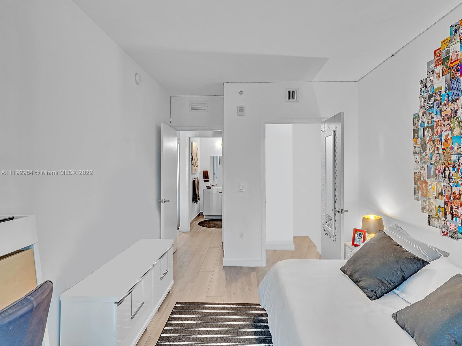 1010 BRICKELL CONDO - Residential Lease