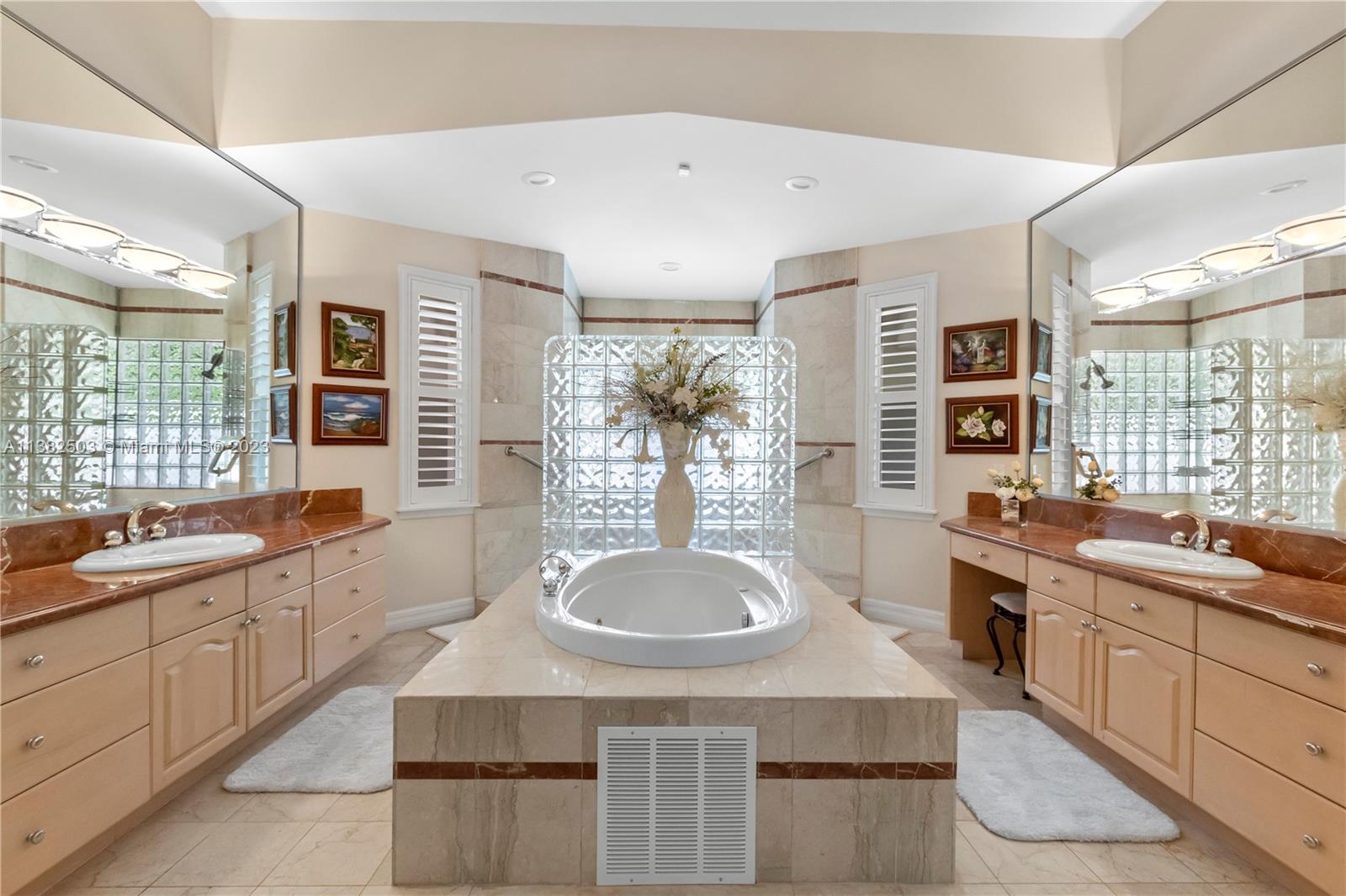 KINGSLEYS SUB - Residential