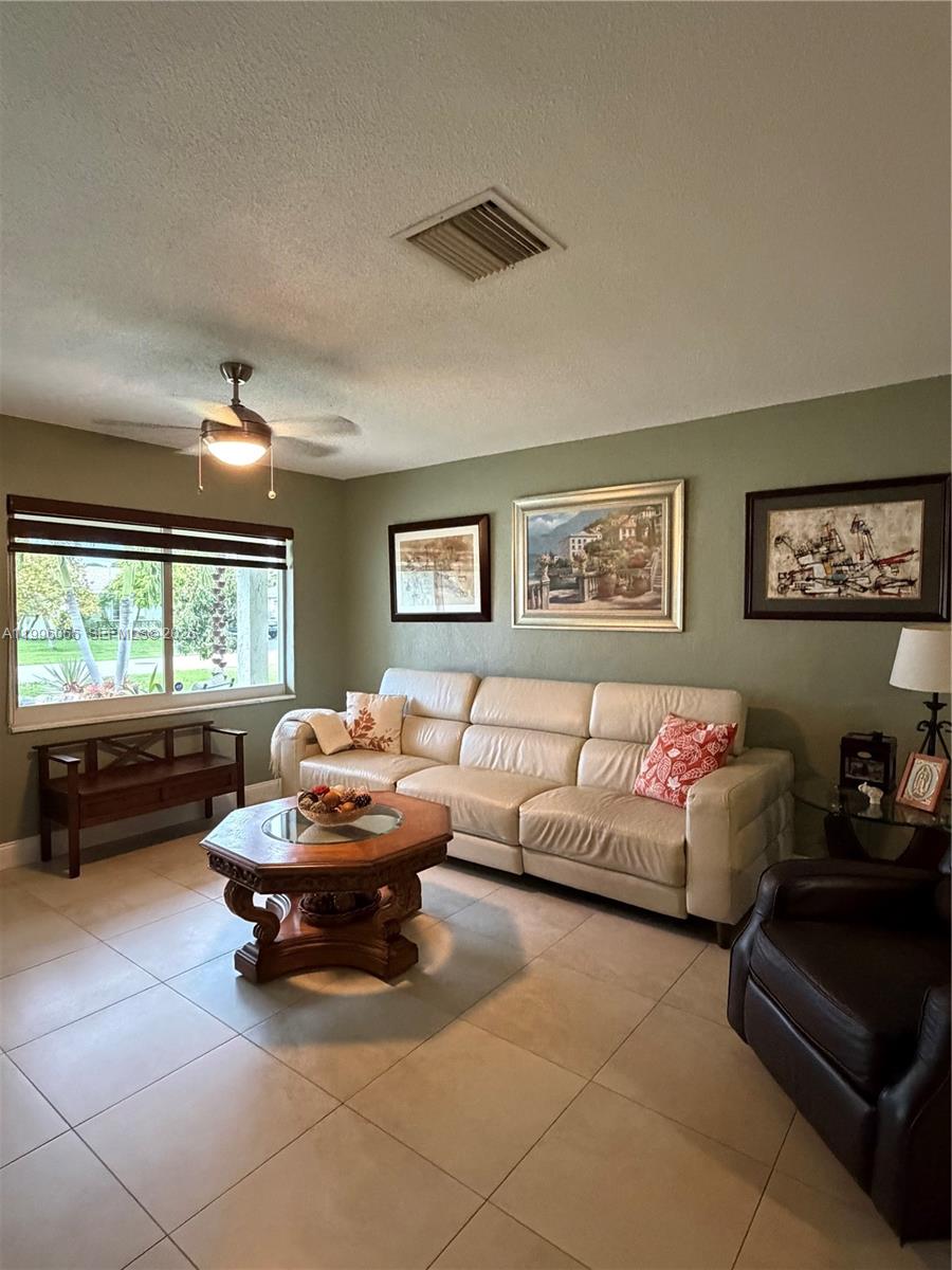 WESTWOOD COMMUNITY 4 - Residential