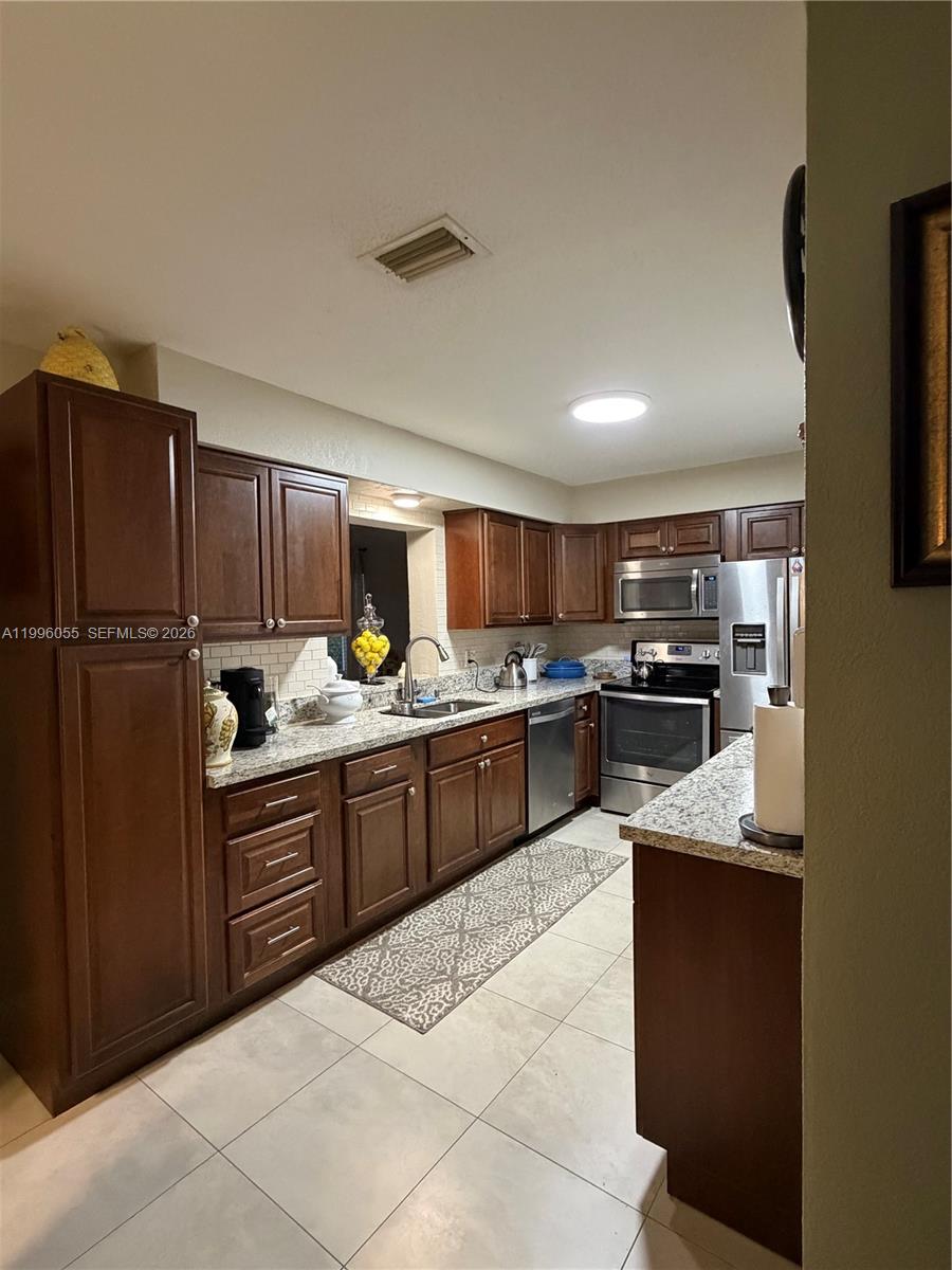 WESTWOOD COMMUNITY 4 - Residential