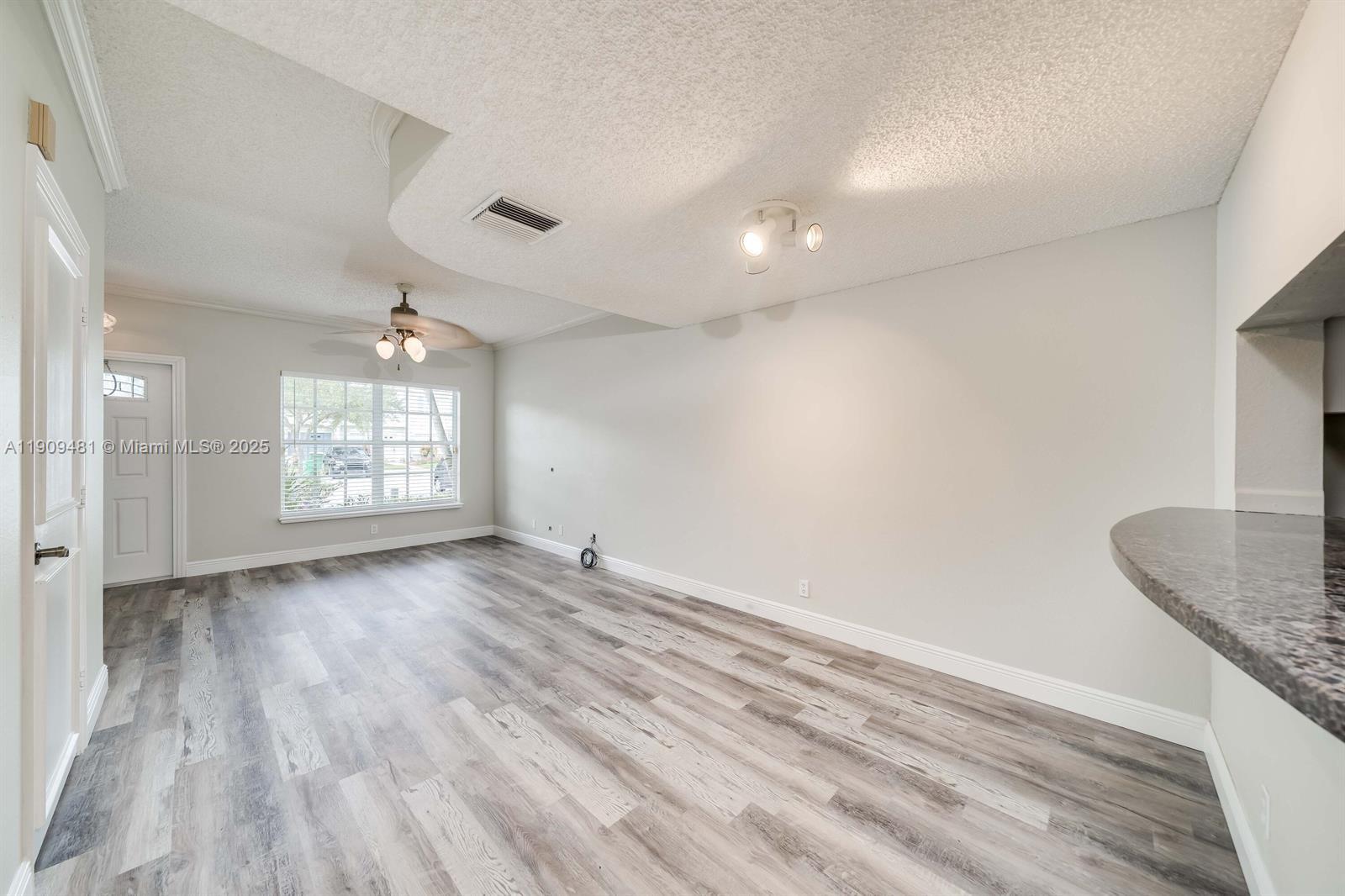 SANIBEL - Residential