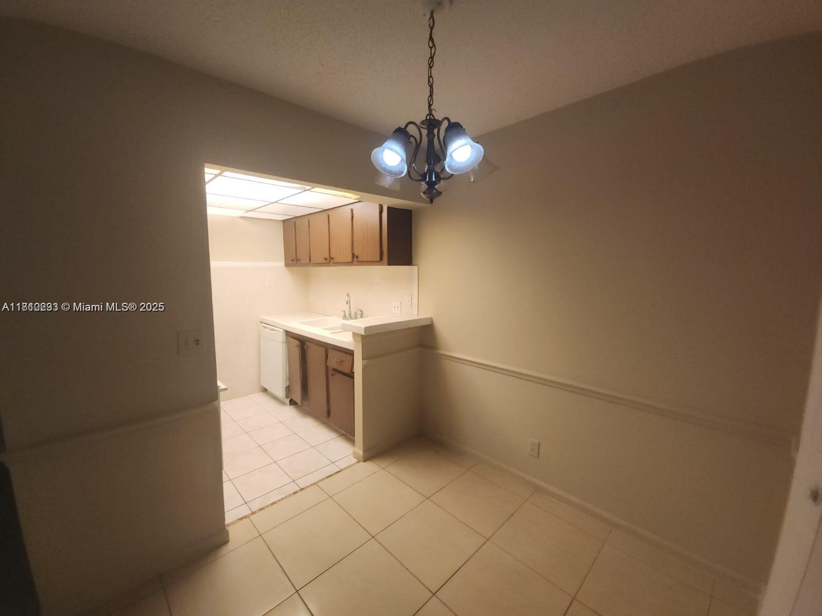CROSS CREEK CONDO - Residential