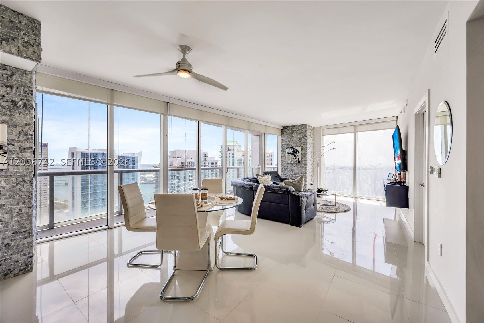 495 Brickell Ave 3702