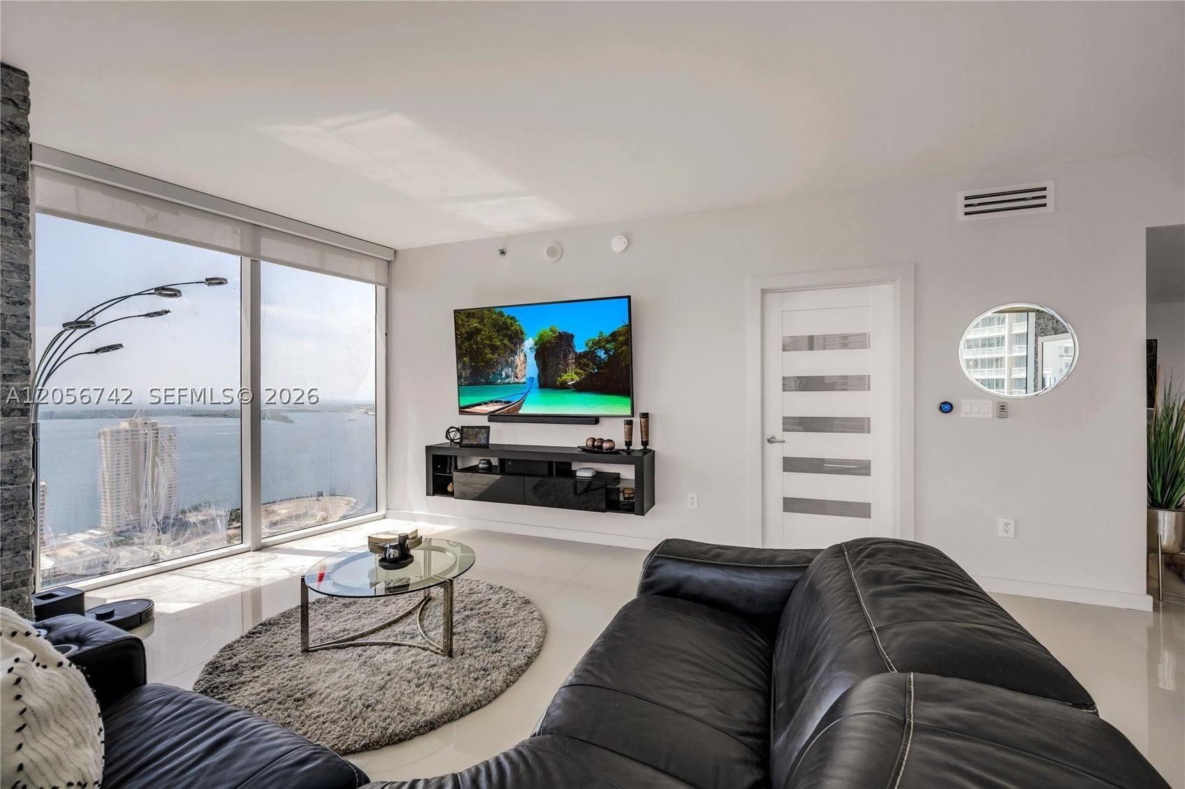 495 Brickell Ave 3702