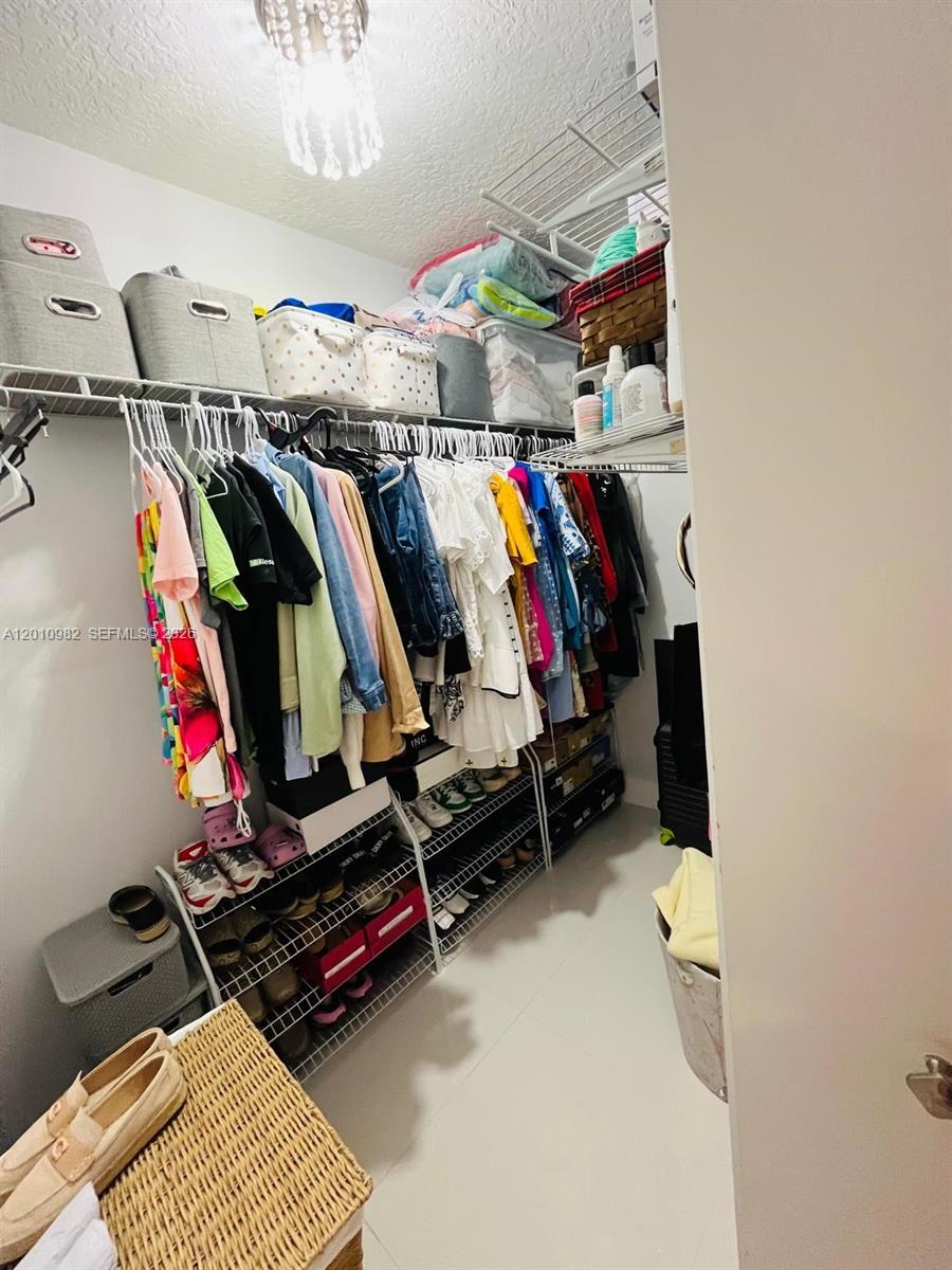 WEST POINCIANA VILLAS CON - Residential