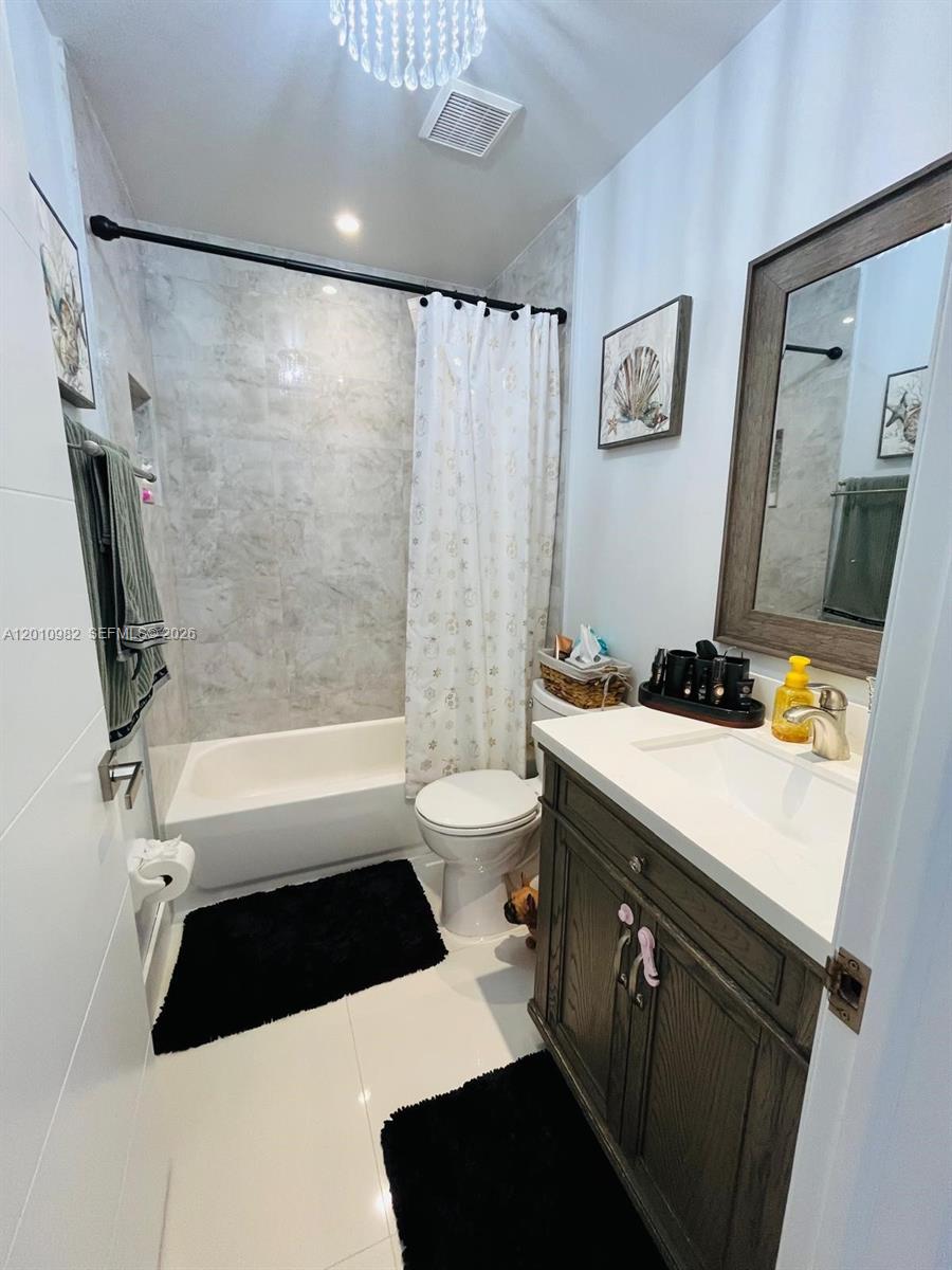 WEST POINCIANA VILLAS CON - Residential