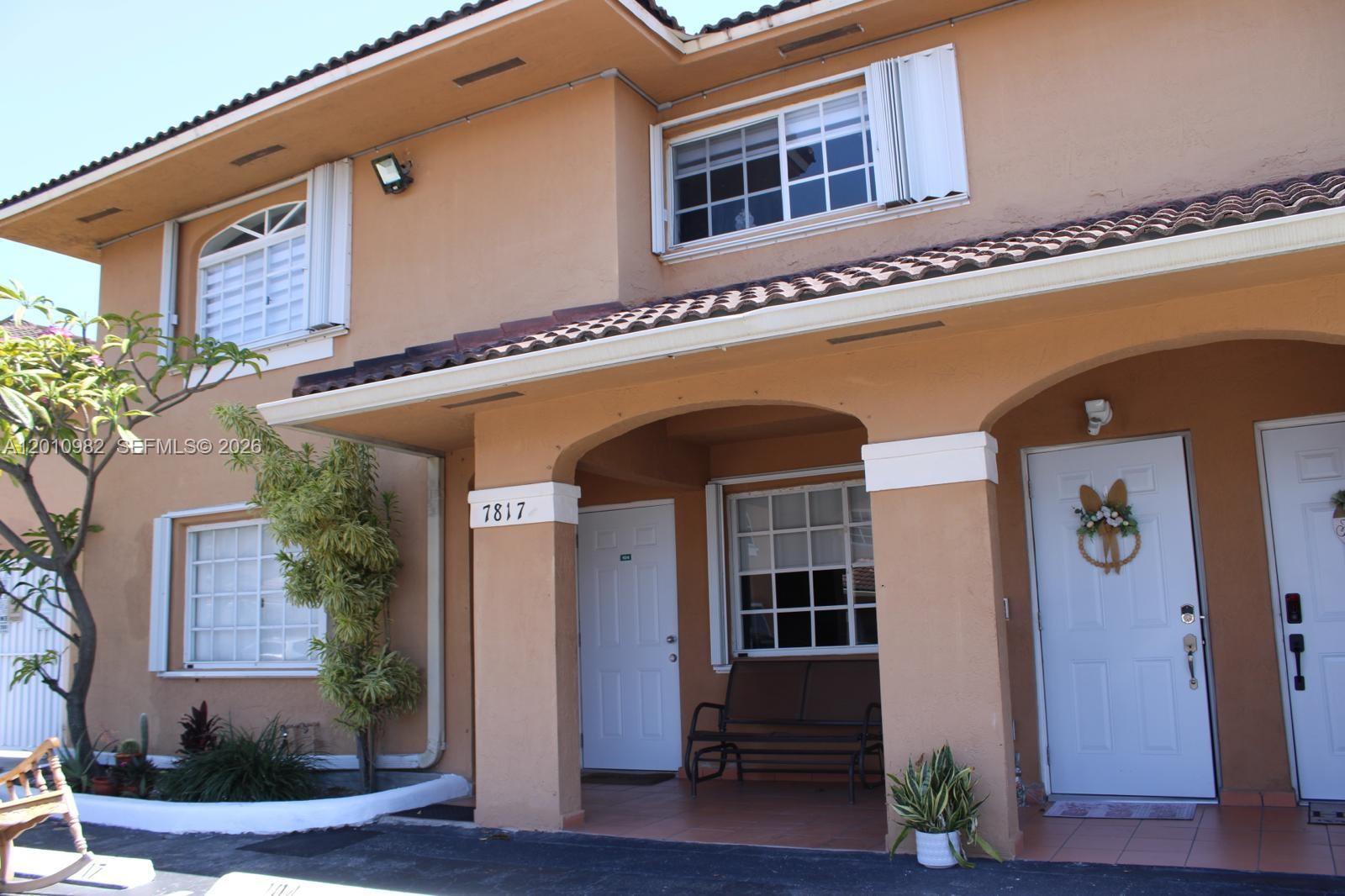 WEST POINCIANA VILLAS CON - Residential