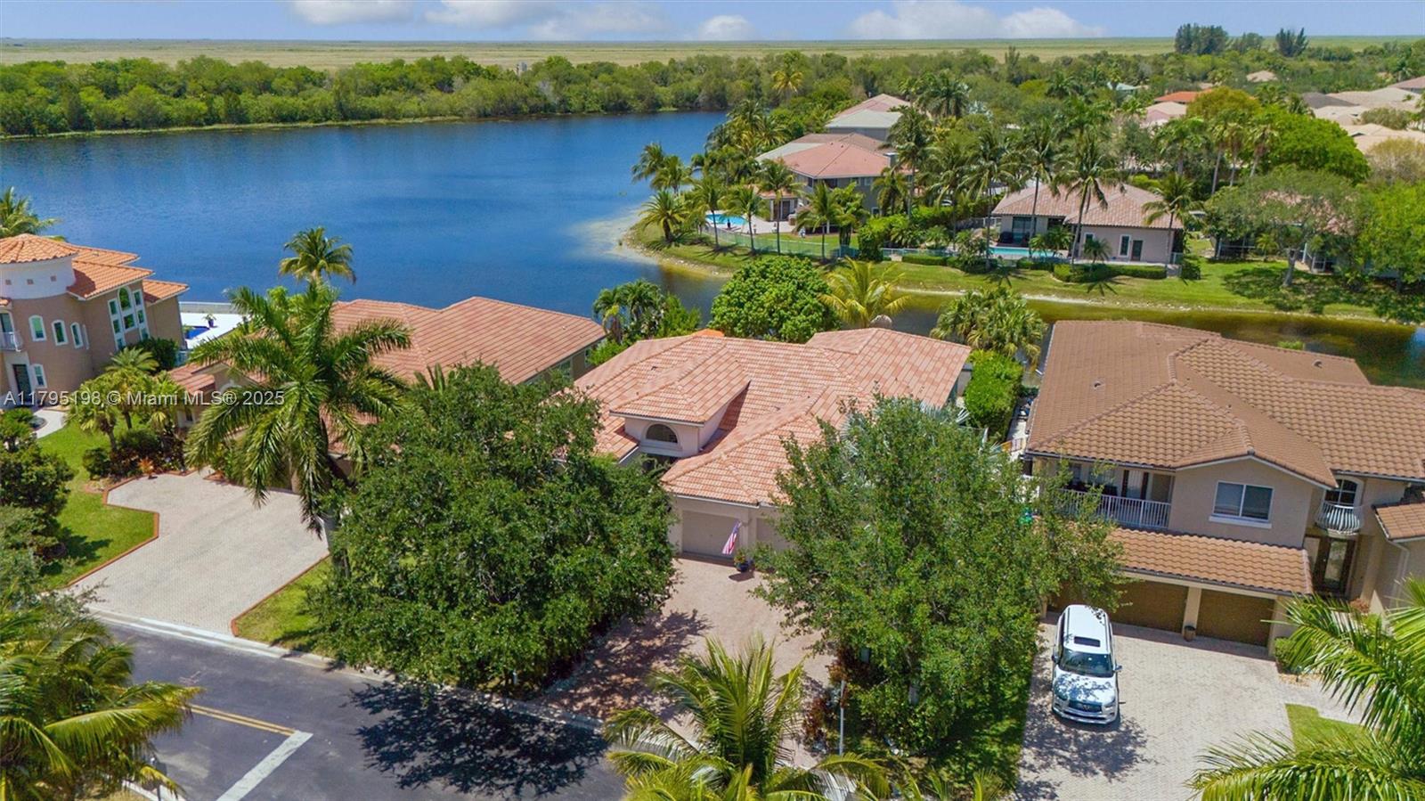 12307 Nw 49th St, Coral Springs, Broward County, Florida - 5 Bedrooms  
3 Bathrooms - 
