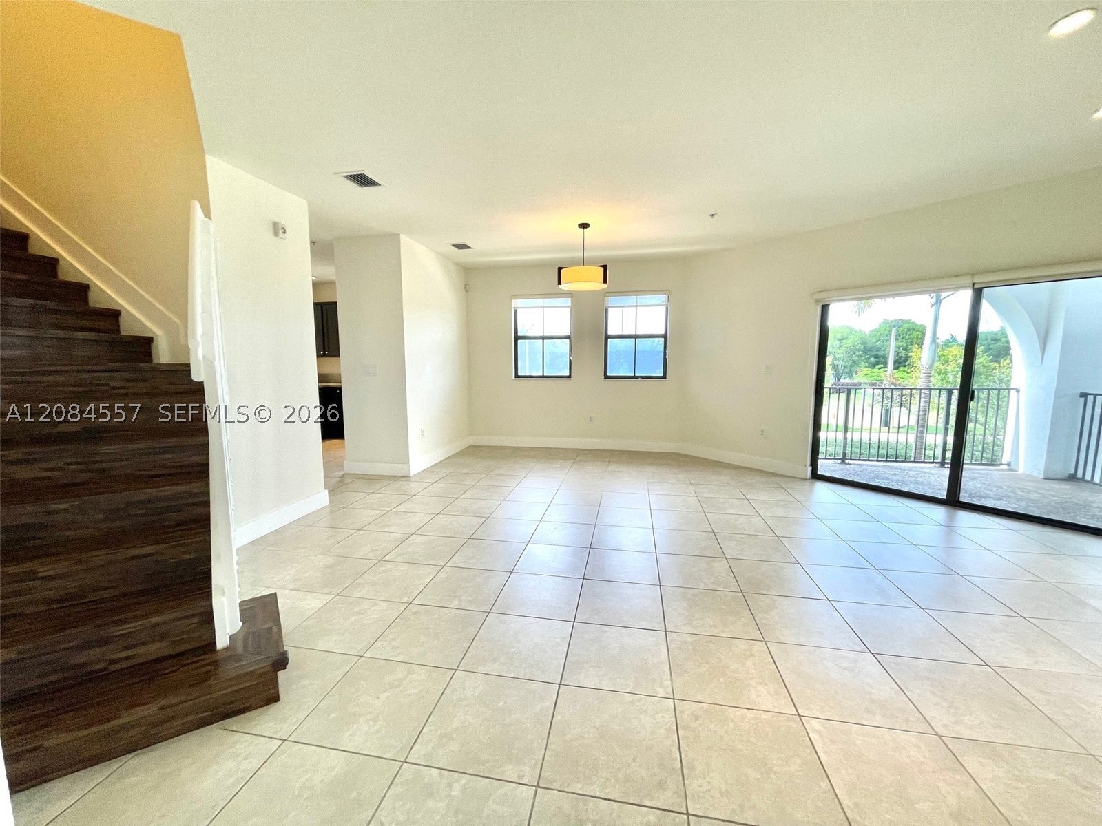 10600 NW 88th St 204