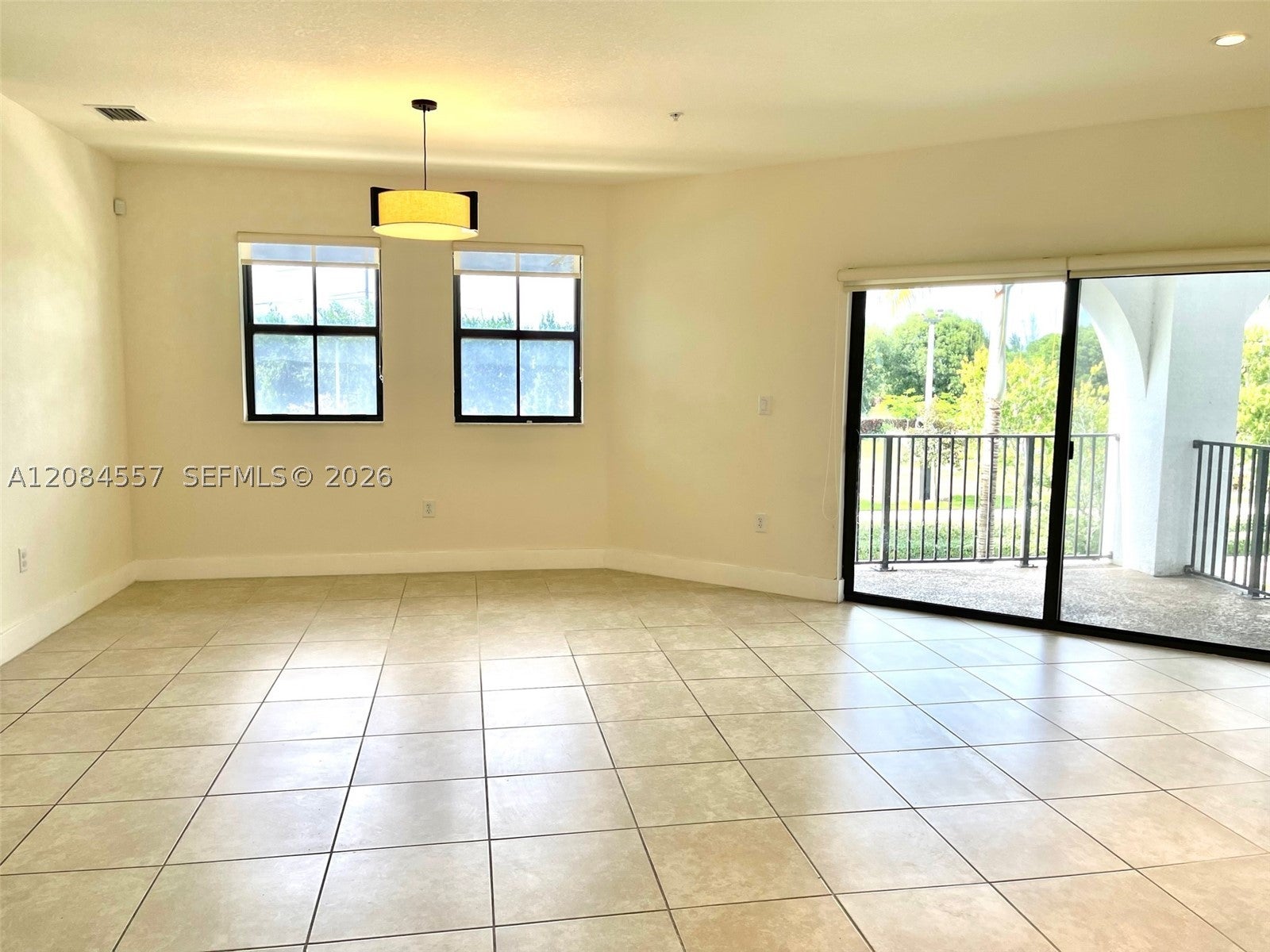 10600 NW 88th St 204