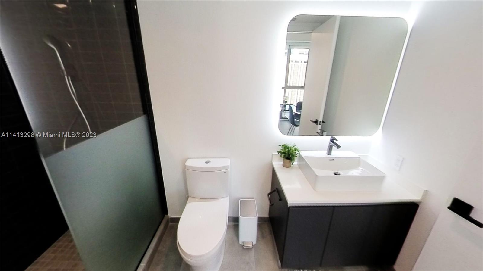 YOTELPAD MIAMI - Residential Lease