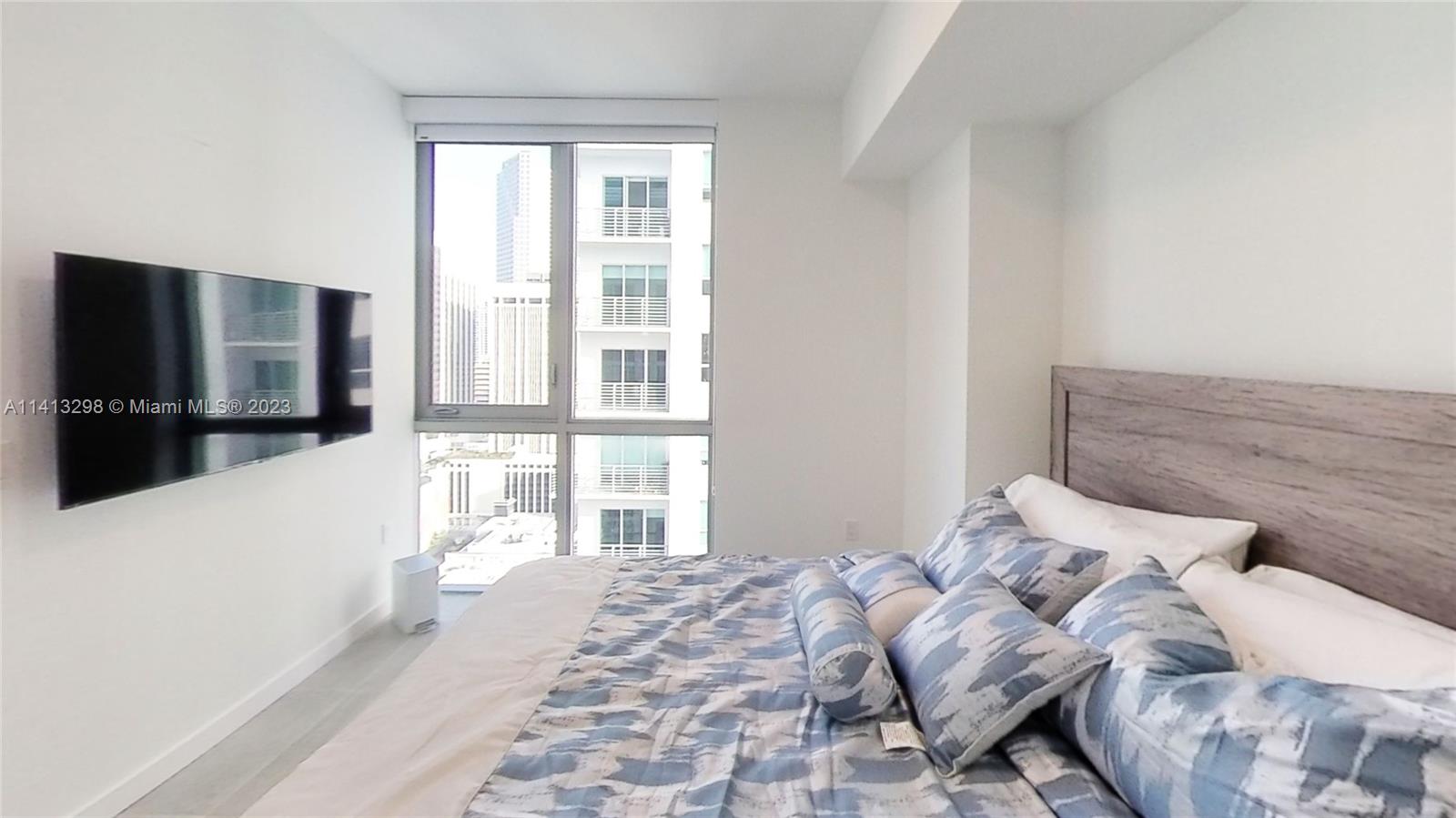 YOTELPAD MIAMI - Residential Lease