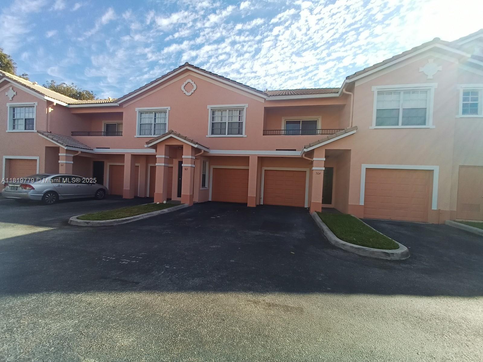 503 Belmont Ln 503