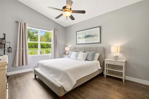 Tiny photo for 180 SW 167th Ave, Pembroke Pines, FL 33027 (MLS # A12026707)