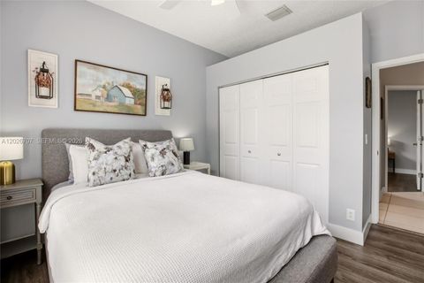 Tiny photo for 180 SW 167th Ave, Pembroke Pines, FL 33027 (MLS # A12026707)