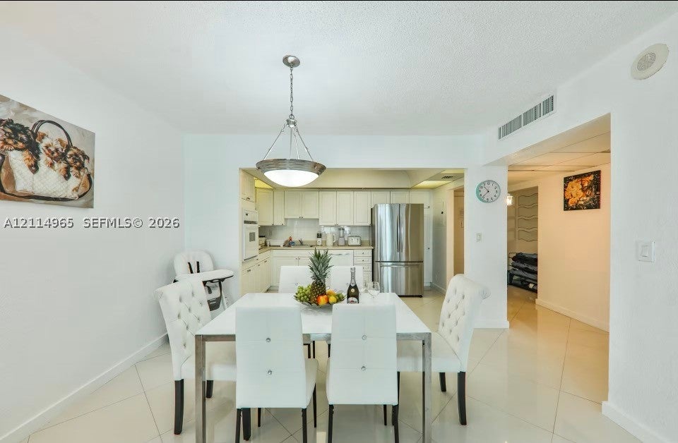19370 Collins Ave 414