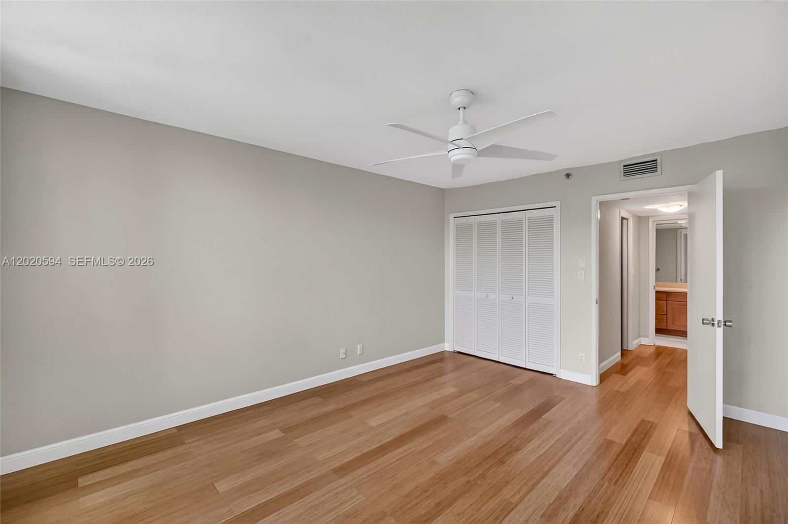 NO 104 PALM-AIRE COUNTRY - Residential