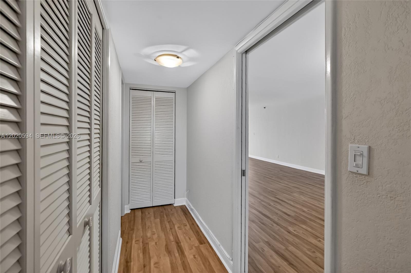 NO 104 PALM-AIRE COUNTRY - Residential