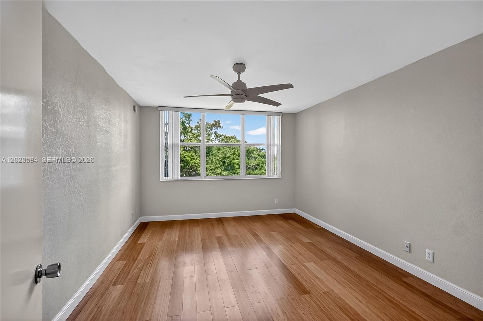 NO 104 PALM-AIRE COUNTRY - Residential