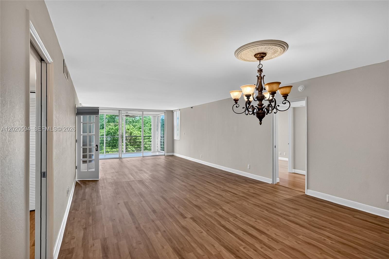 NO 104 PALM-AIRE COUNTRY - Residential